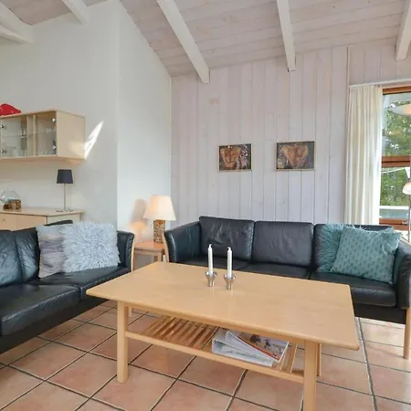 Dom wakacyjny Pet Friendly In Fano With Sauna *